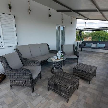 Kuca Za Odmor M&J Villa Benkovac Kültér fotó