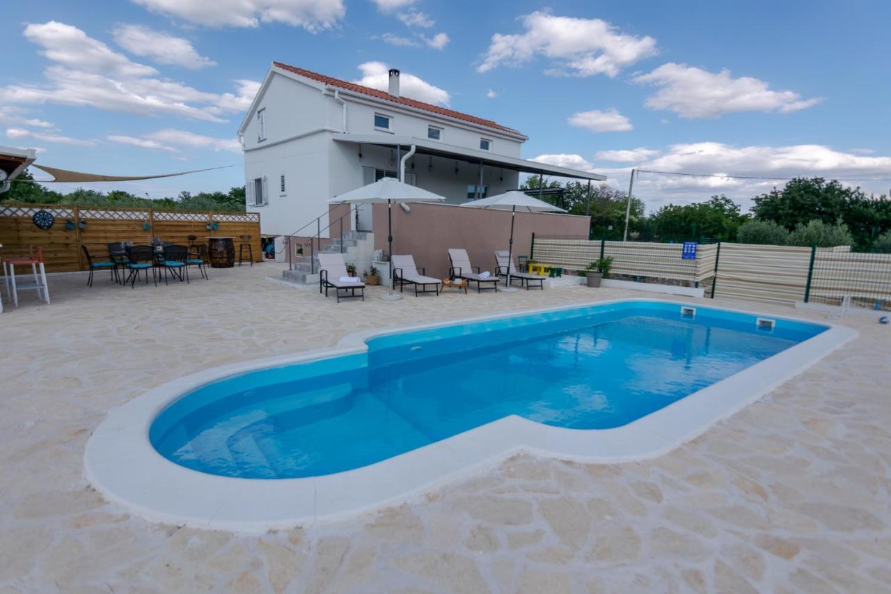 Kuca Za Odmor M&J Villa Benkovac Kültér fotó